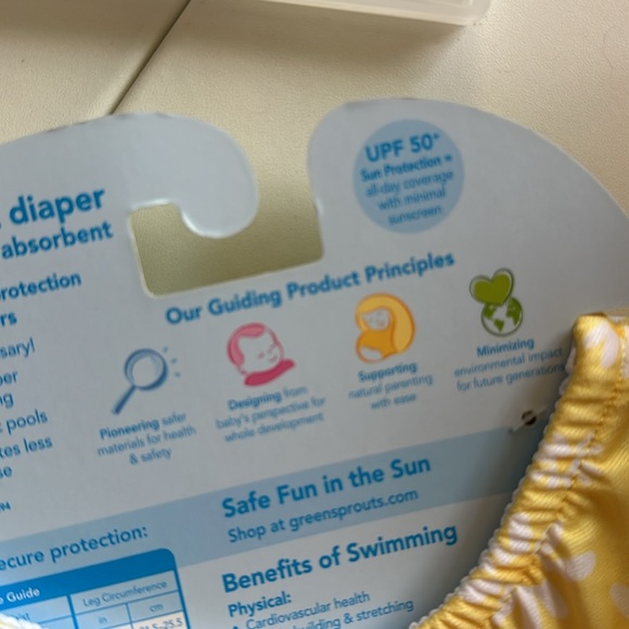 I play by green sprouts Swim Diaper Size 6 Months NEW - Picture 7 of 7